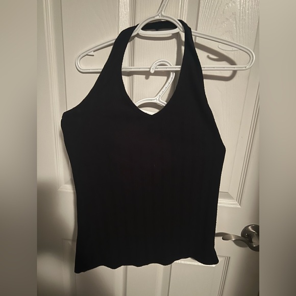 Black halter top - Picture 2 of 3